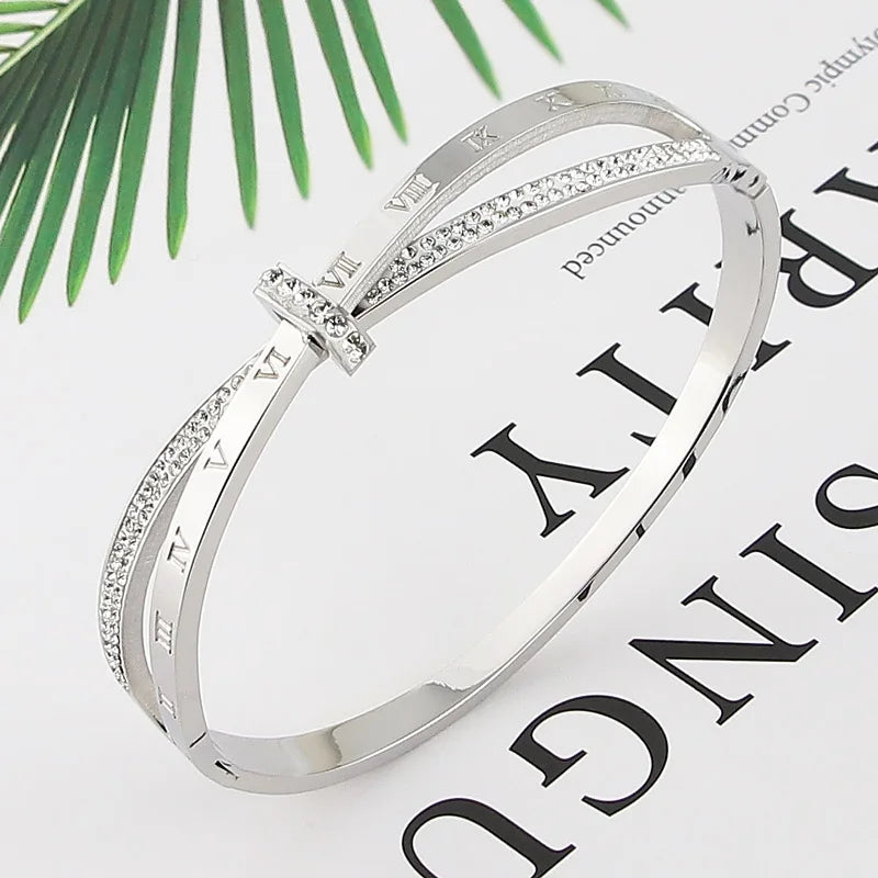 LOVE CRYSTAL- BRACELET