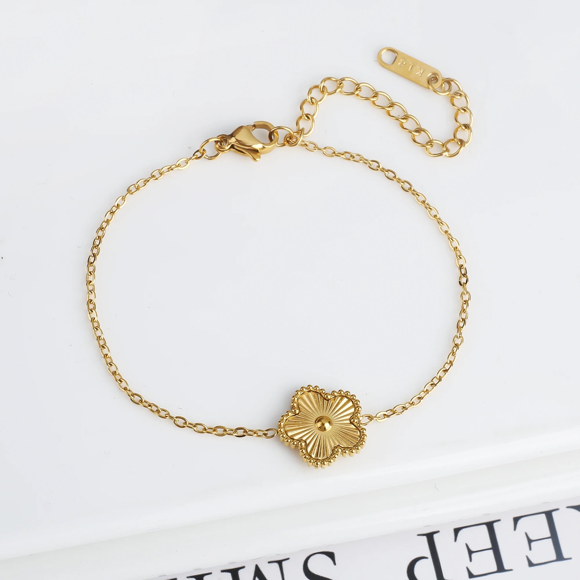 LUXURY CLOVER- BRACELET