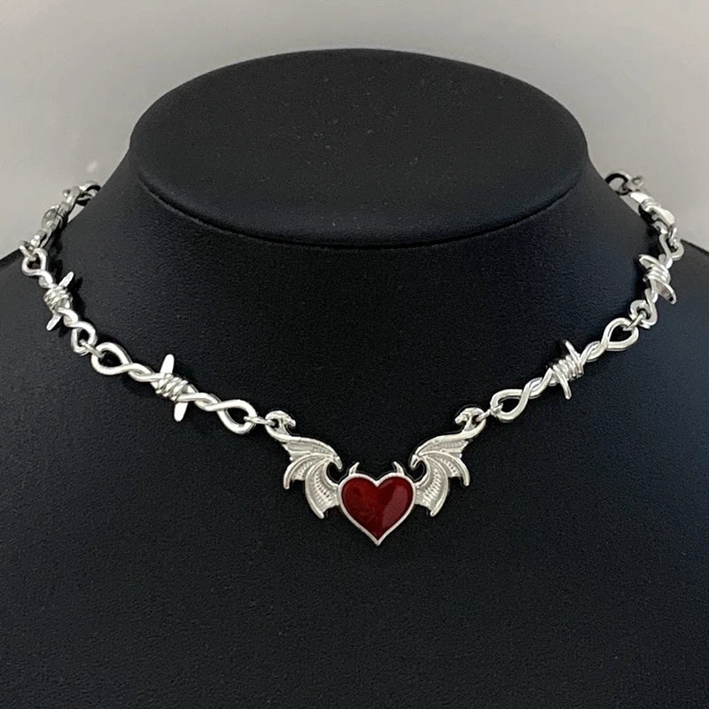VAMPIRE - NECKLACE
