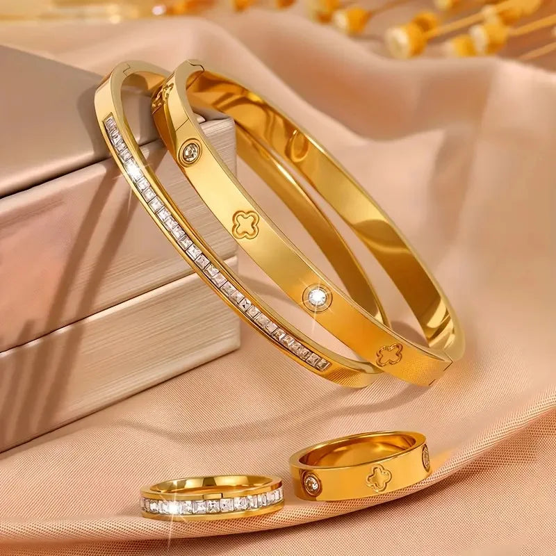 LUXURY DIAMOND - BRACELET RING