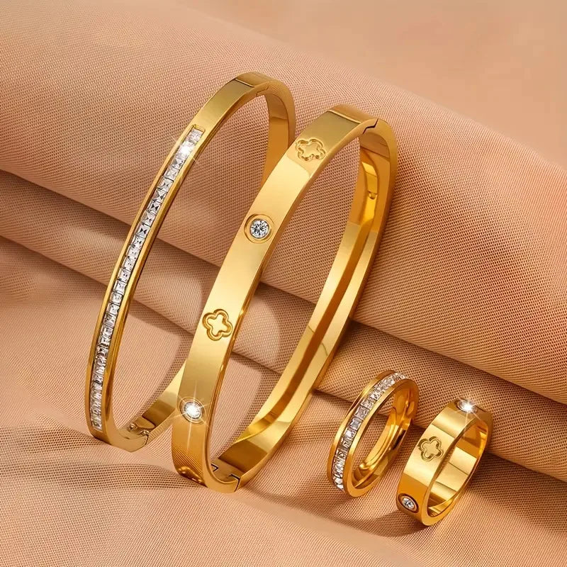 LUXURY DIAMOND - BRACELET RING