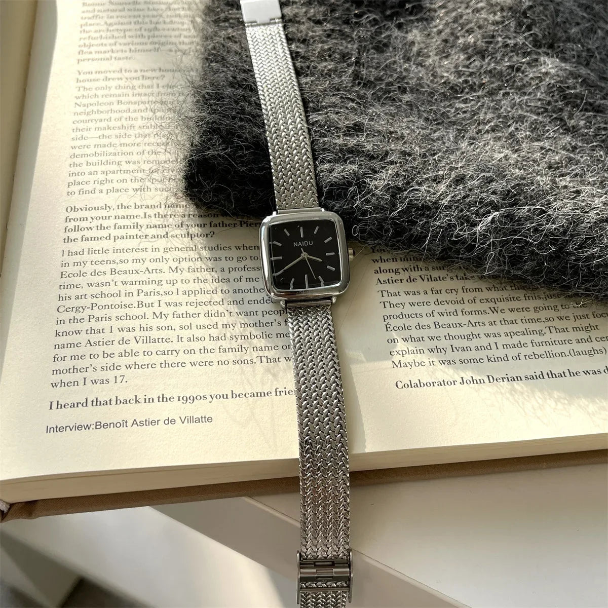 QUARTZ- WATCH