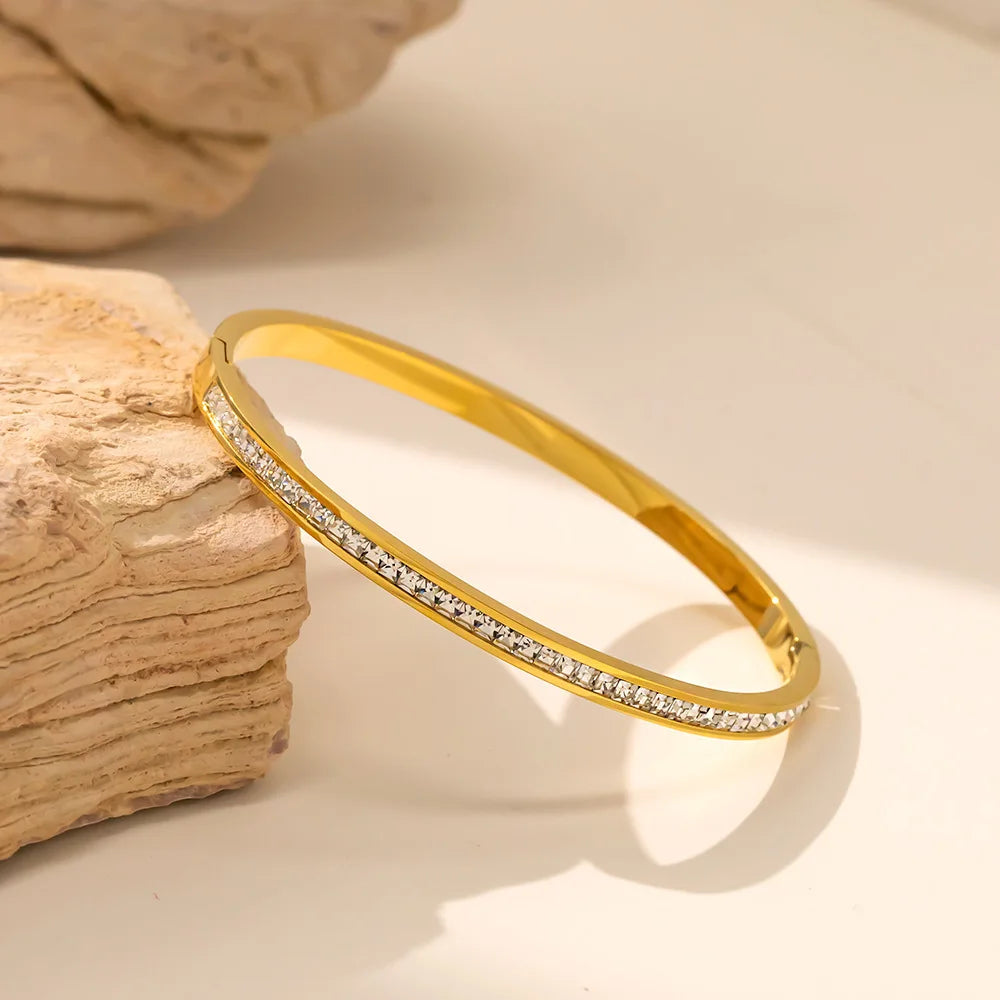 LUXURY DIAMOND - BRACELET RING